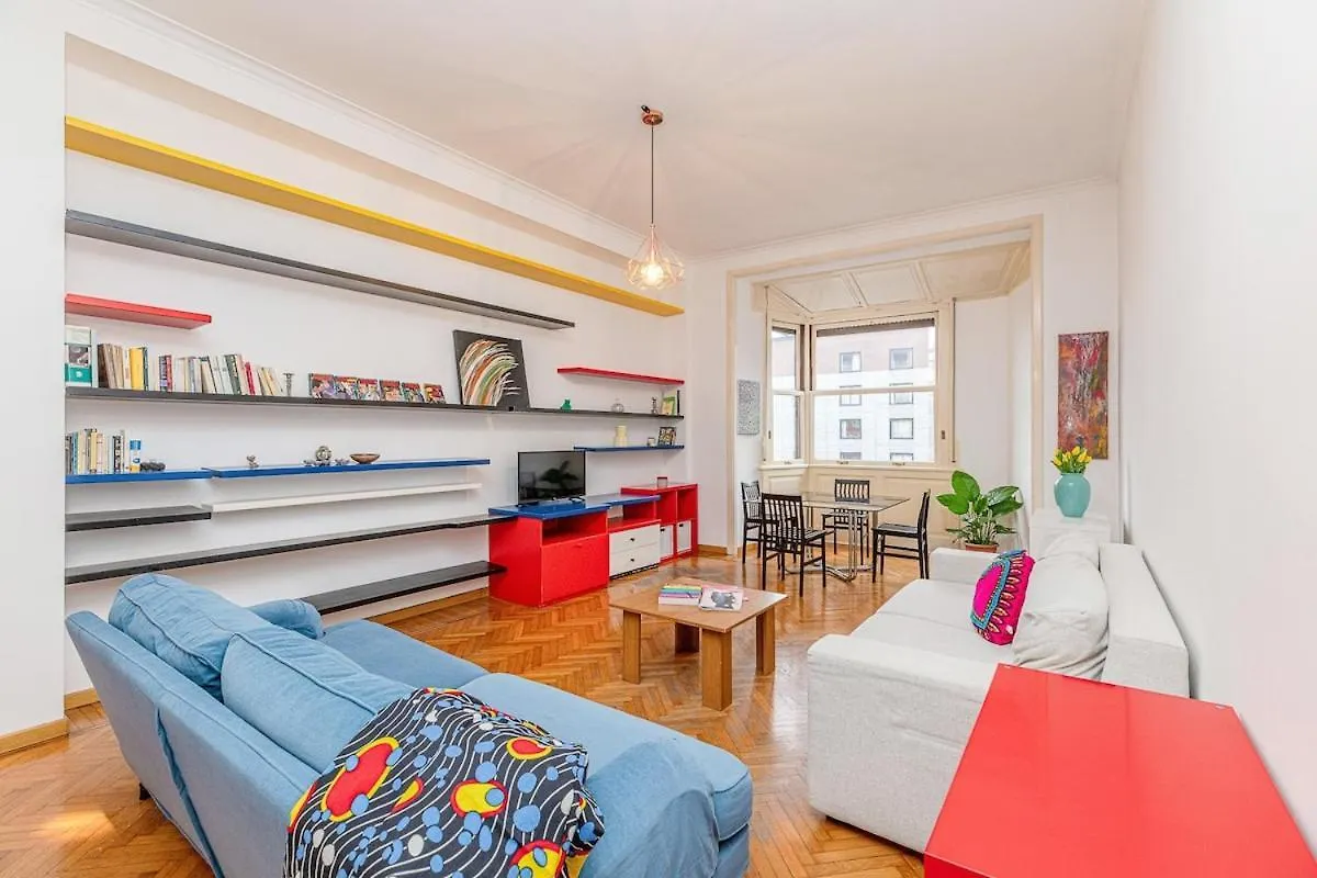 Mondrian Style House Apartment Milan